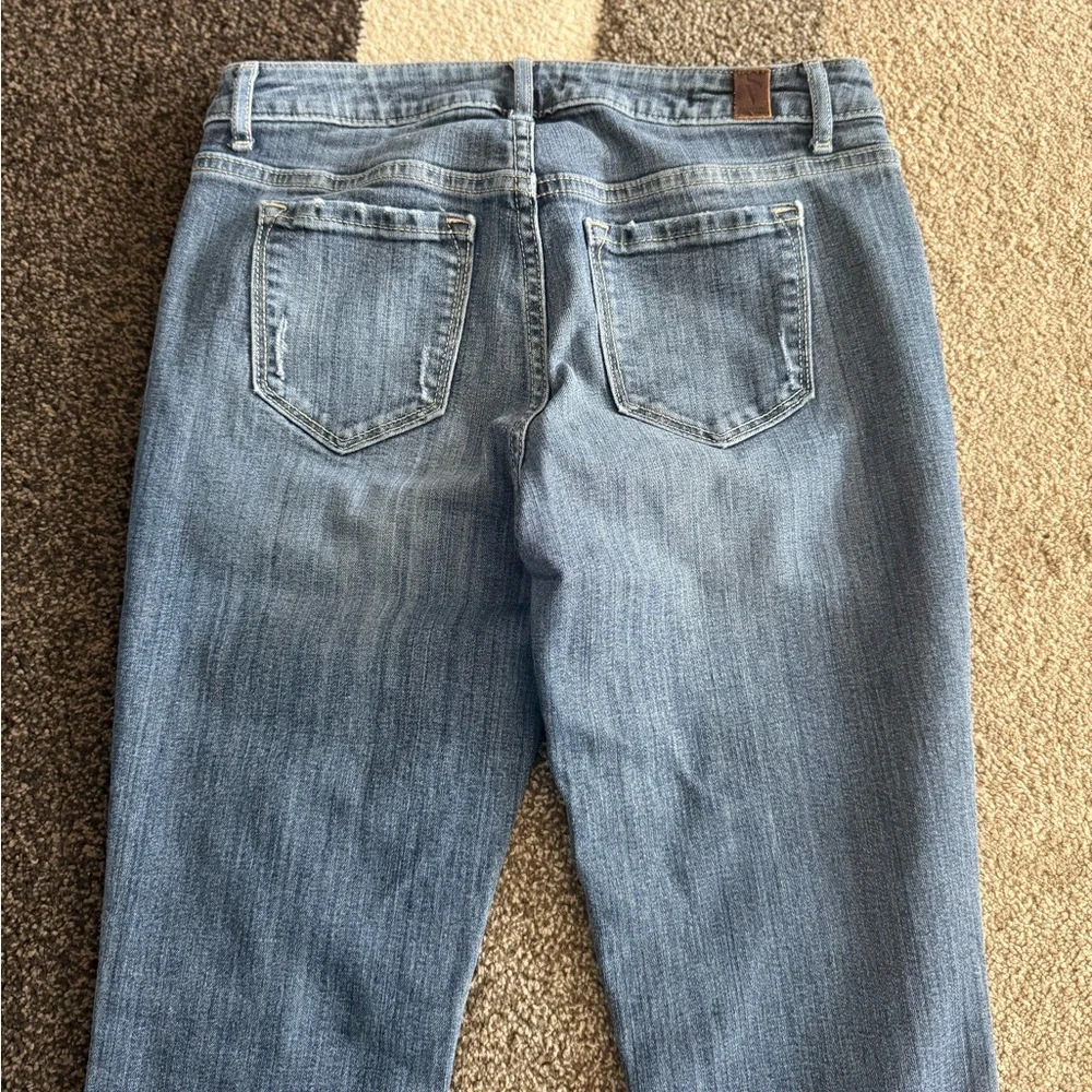 Simply Vera Wang straight mid rise jeans - Picture 4 of 6
